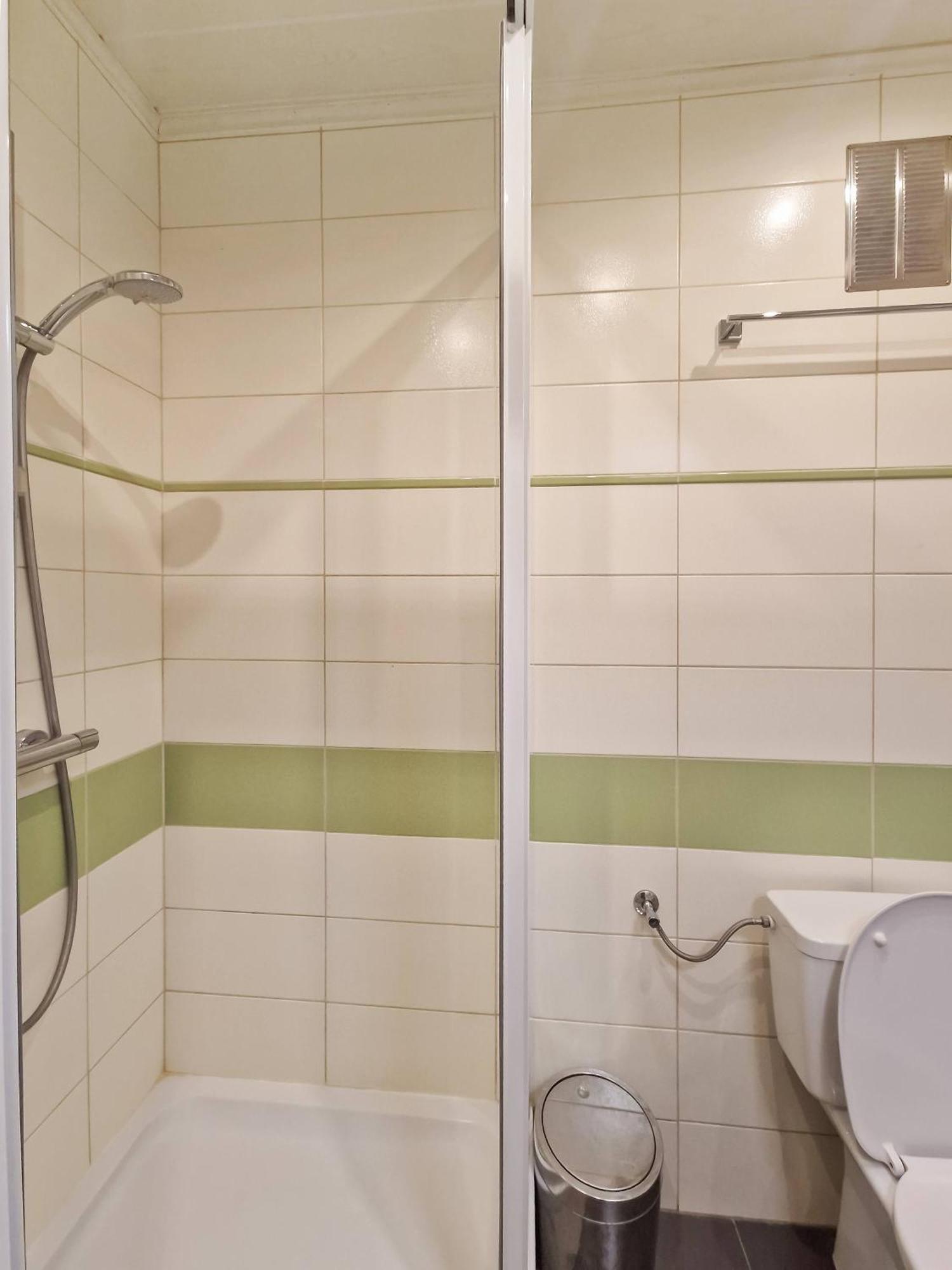 Josef Wolfik Strasse 10 Apartment Stockerau Pokoj fotografie