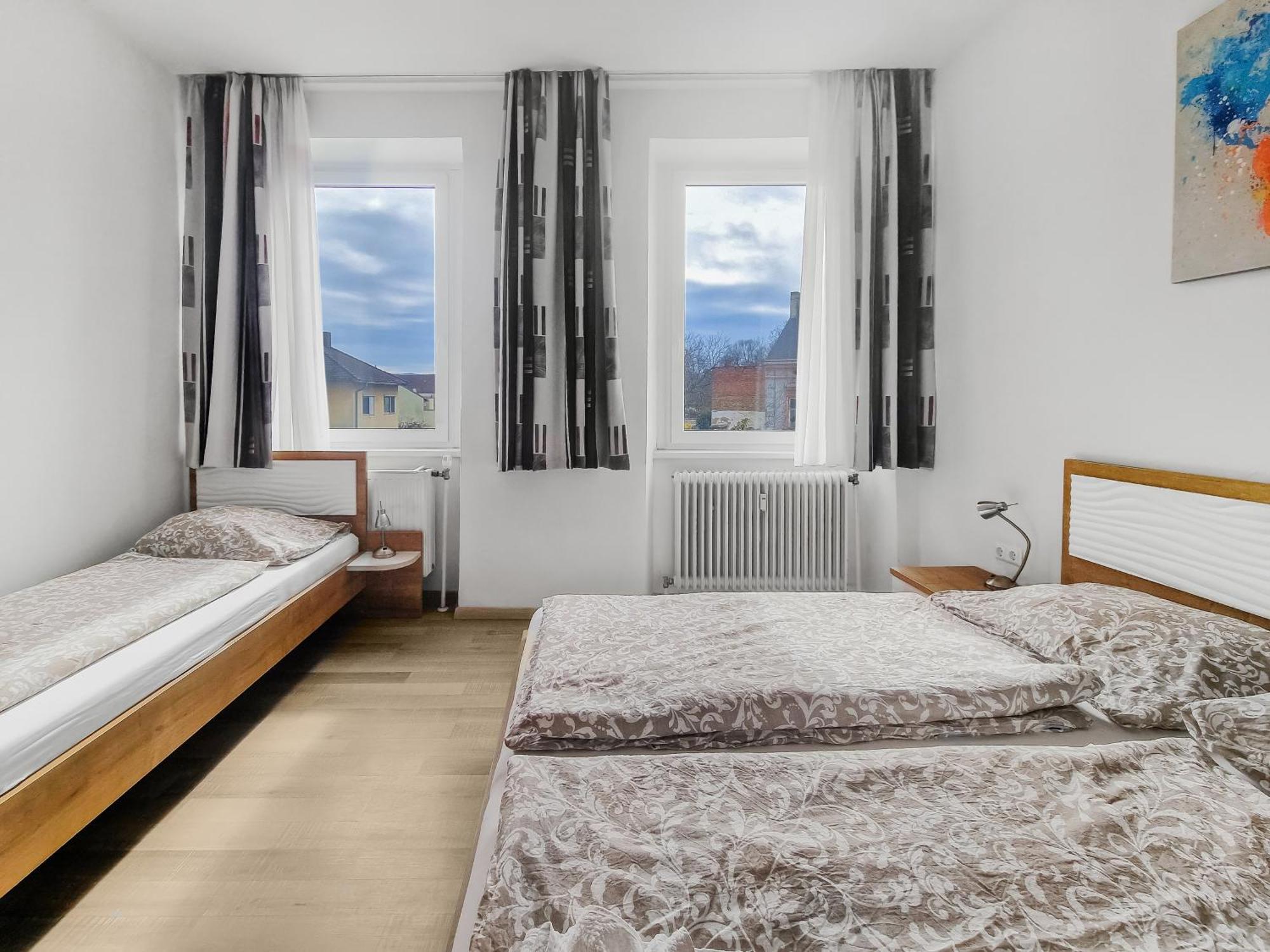 Josef Wolfik Strasse 10 Apartment Stockerau Pokoj fotografie